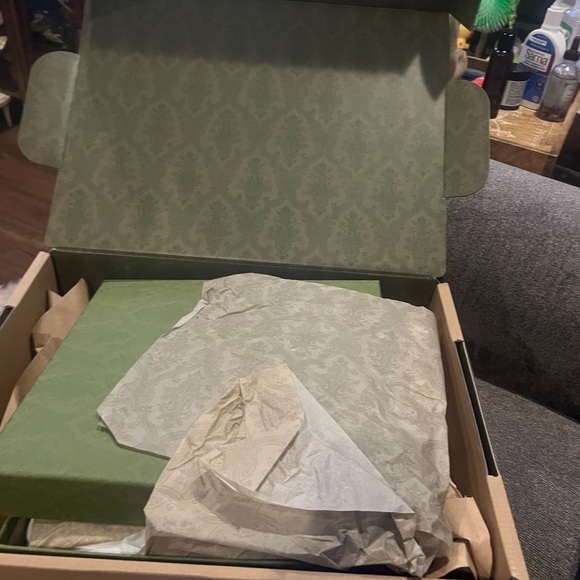 Black Gucci gently used espadrilles size 40(10) - Picture 8 of 13